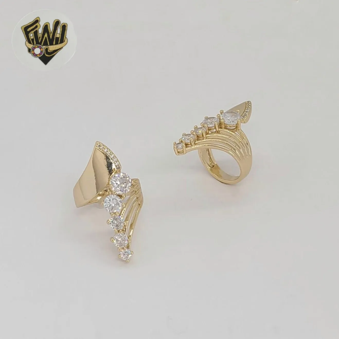 (1-3099-1) Gold Laminate - Zircon Elongated Ring - BGO