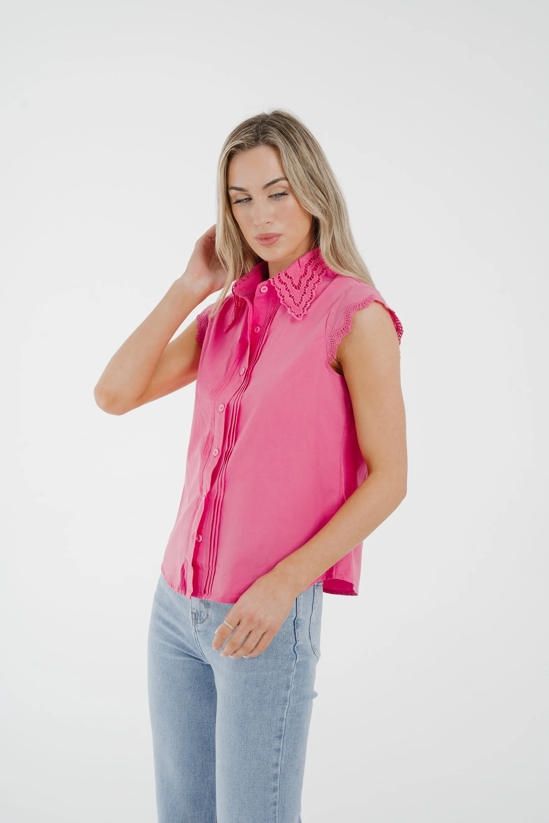 Arabella Sleeveless Blouse In Fuchsia