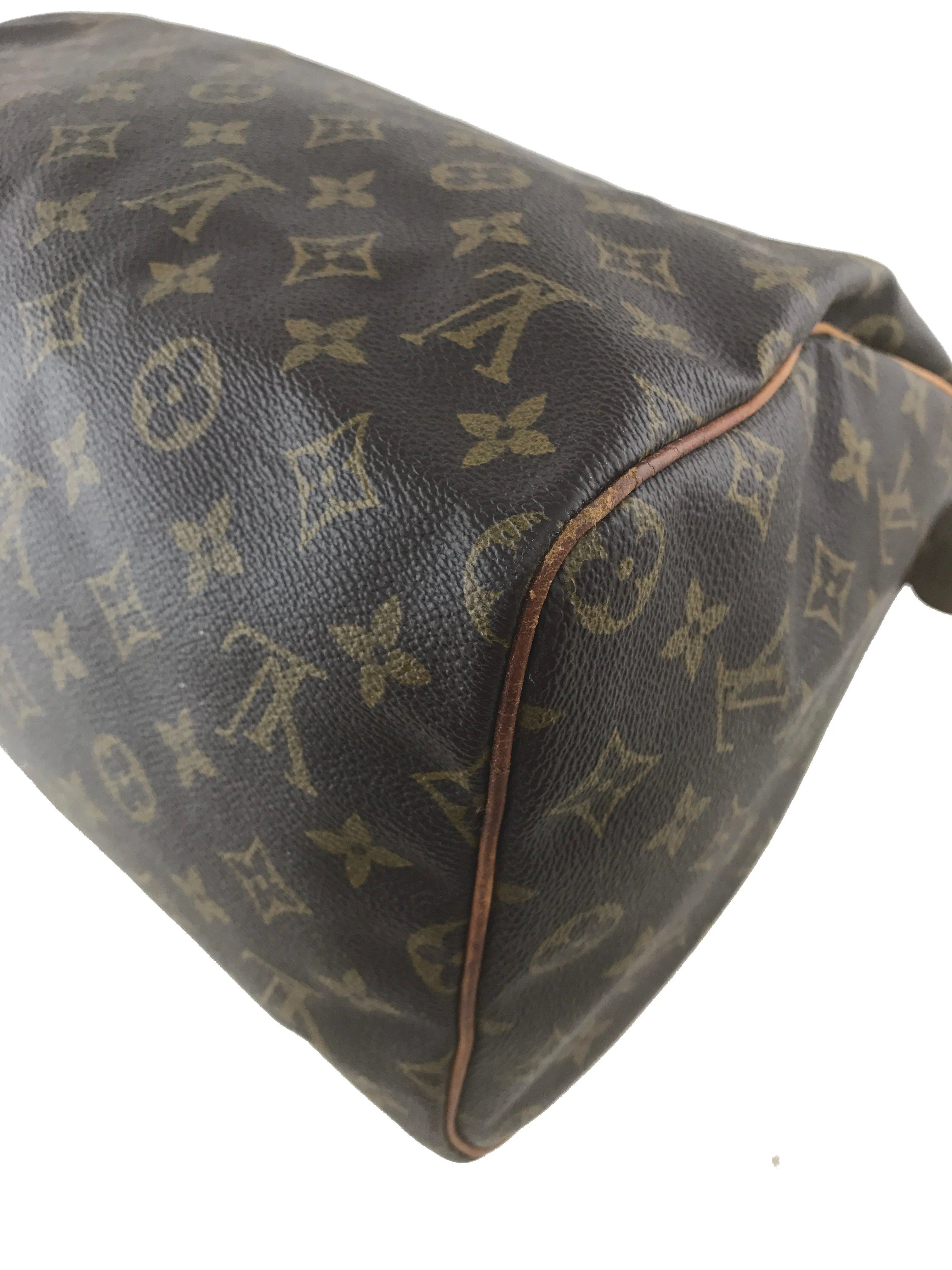 Louis Vuitton Vintage Monogram Speedy 30 Bag