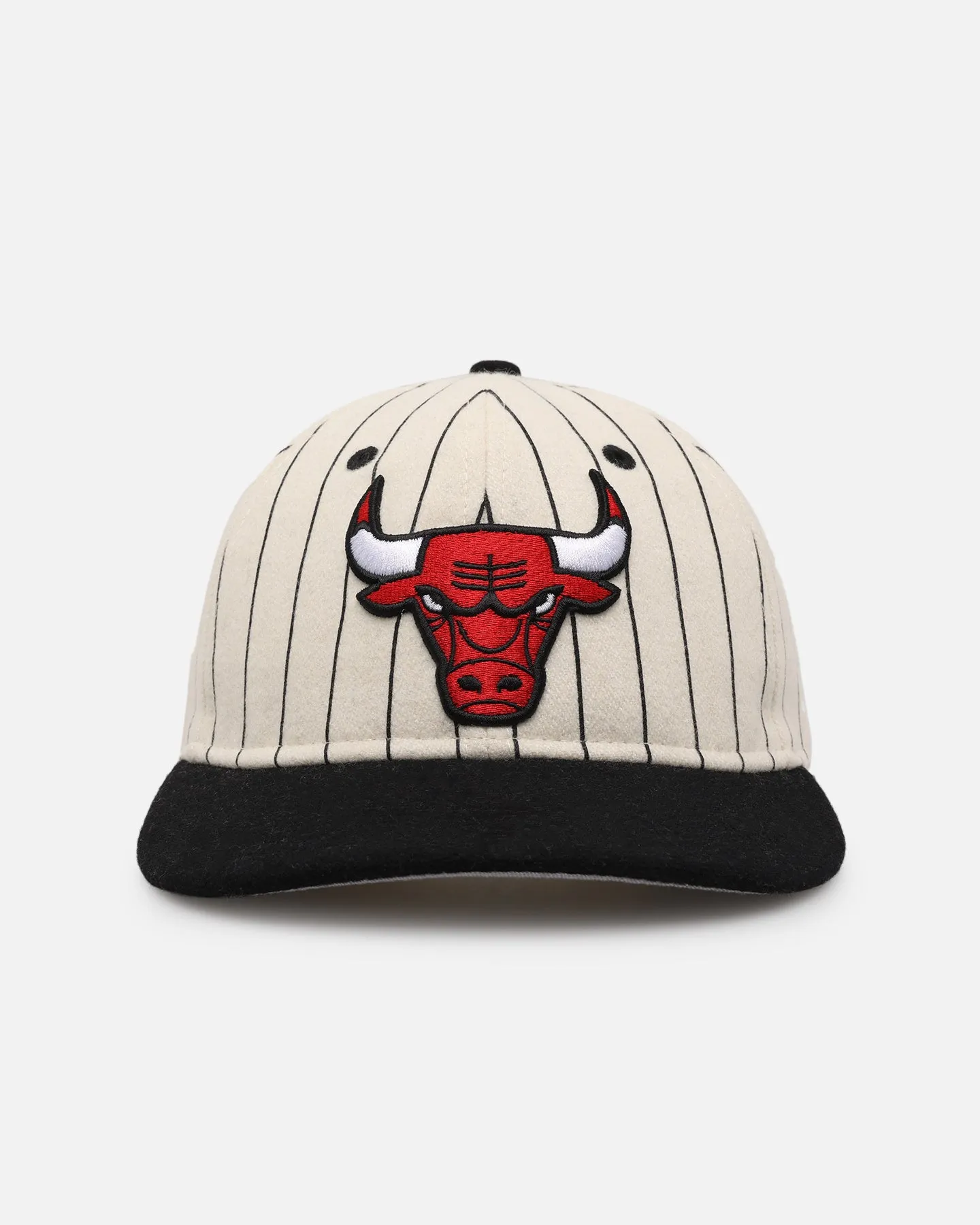 New Era Chicago Bulls 9FIFTY Retro Crown Strapback Off White/Black