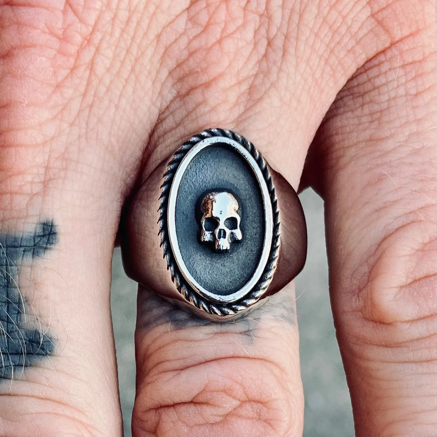 Skull Portrait Ring - R150