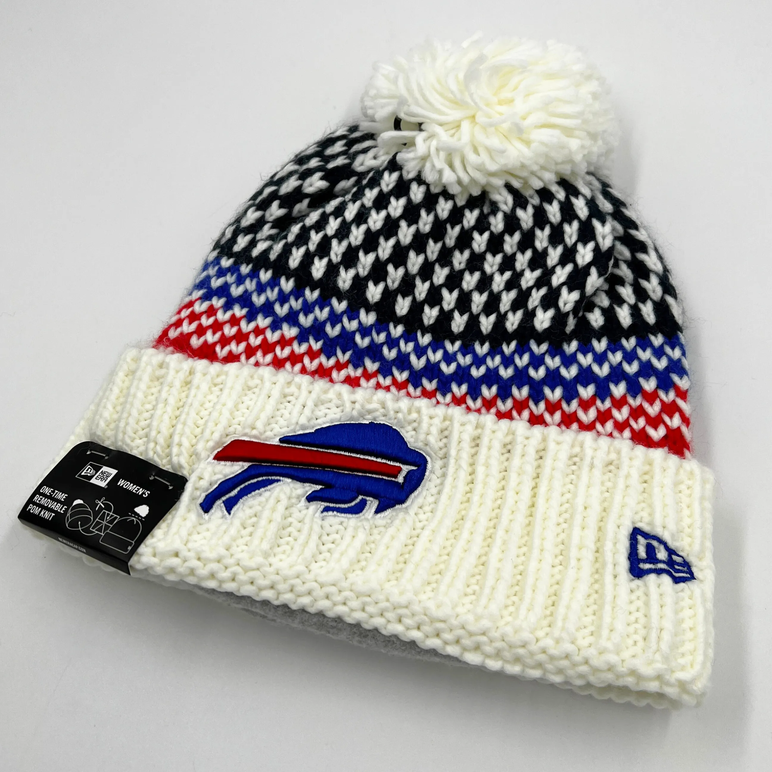 Women's New Era Bills Primary Logo 2023 Sideline Knit Hat